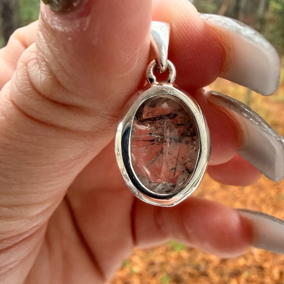 ✨ Faceted Tourmaline Quartz Pendant | High-Grade Terminated Quartz | Sri Lanka ✨ - Picture 4 of 6